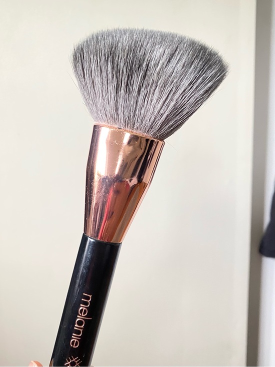 gleam Other - Melanie Mills Face and Body Brush